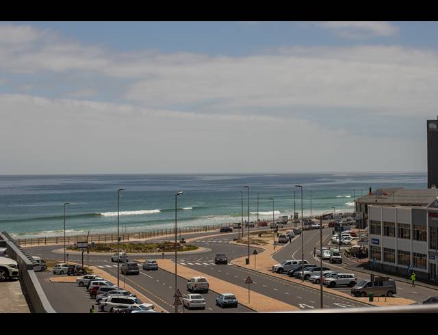 3 BEDROOM APARTMENT FOR SALE IN BEACHFRONT